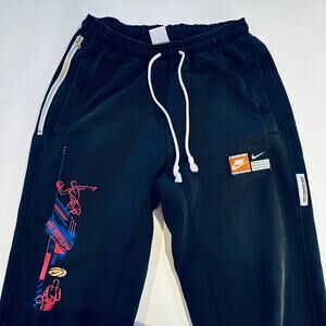 Vintage Mint condition custom Basketball Nike Jordon embroidered SE joggers